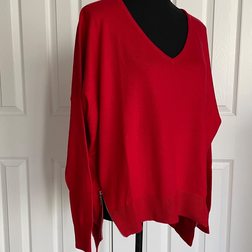 Boston Proper, Red relaxed fit Sweater with side zip details, Size M